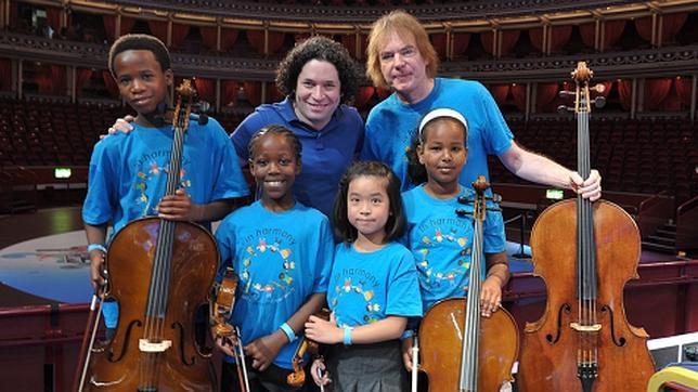 Dudamel Lloyd In Harmony low-res (2)--644x362